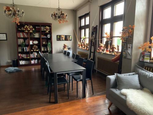Hostal Chapeauveau B&B