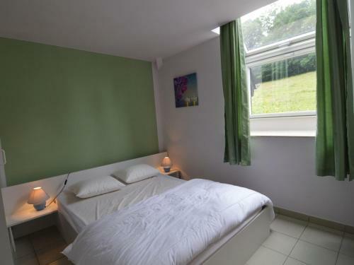 Modern Holiday Home In Chimay With Terrace