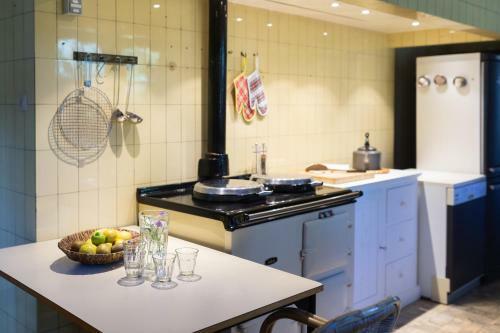 Edville Home
