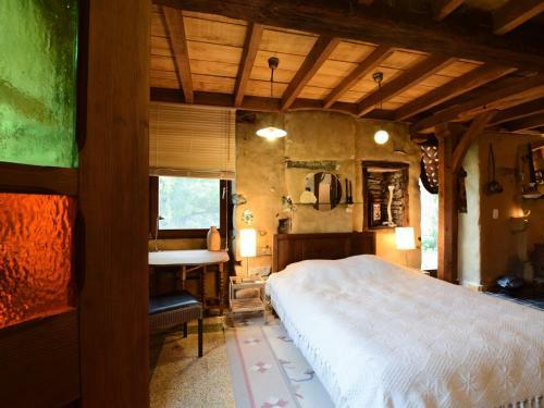 Gorgeous Holiday Home Near Durbuy With Pond