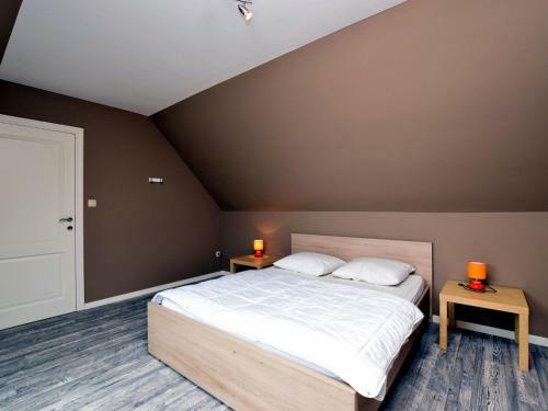Stylish Holiday Home In Hastiere Near Forest