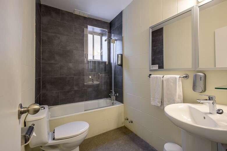 Hotel Neomagna Madrid