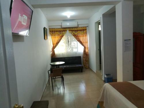 Hostal Rio Suites