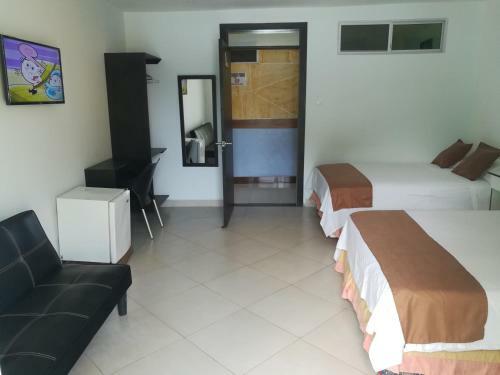 Hostal Rio Suites