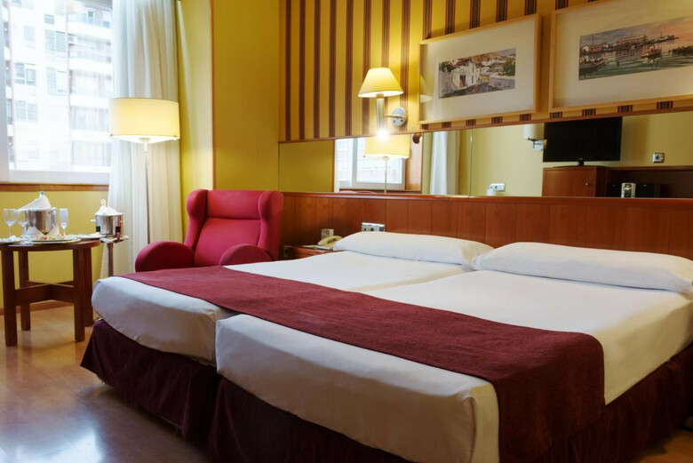 Hotel Ilunion Les Corts Spa