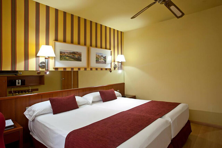 Hotel Ilunion Les Corts Spa