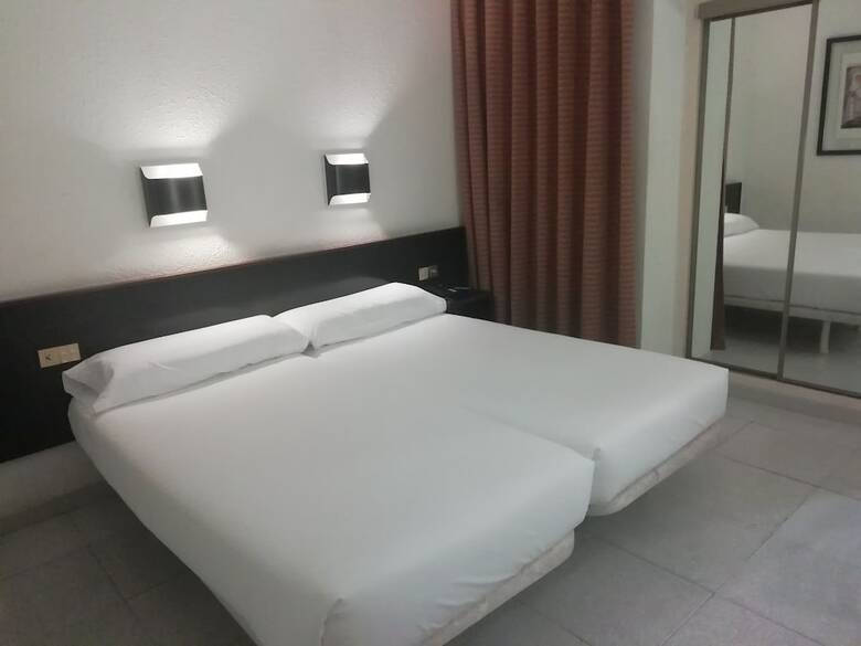 Hotel Medium Monegal