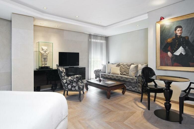 Hotel Claris
