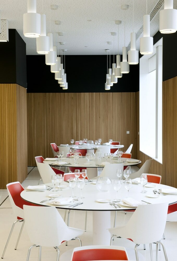 Hotel Barcel� Sants