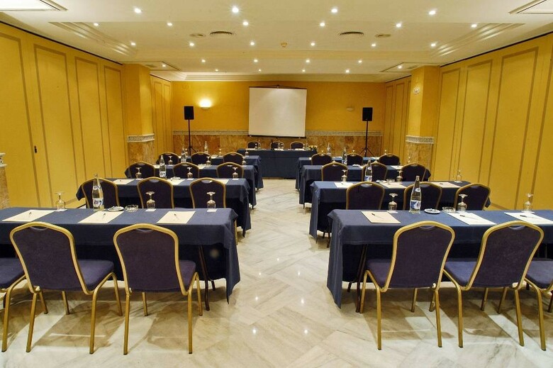 Hotel Exe Las Adelfas