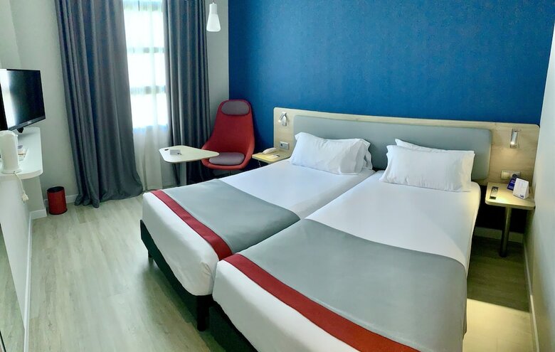 Hotel Holiday Inn Express Ciudad de Las Ciencias