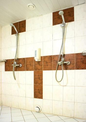 Posada Valaste Guest House And Camping
