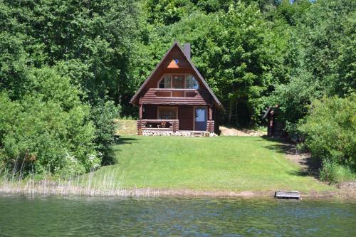 L��dla Holiday House