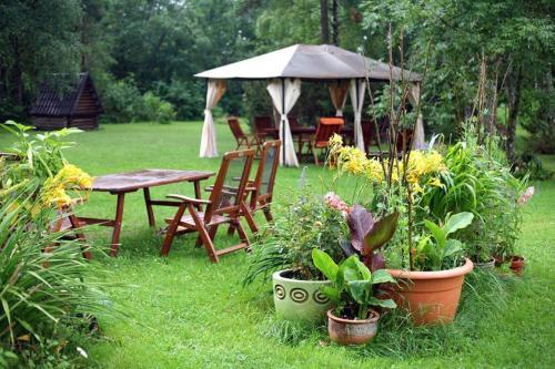 Neti Holiday House