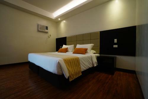 Hotel Oazis