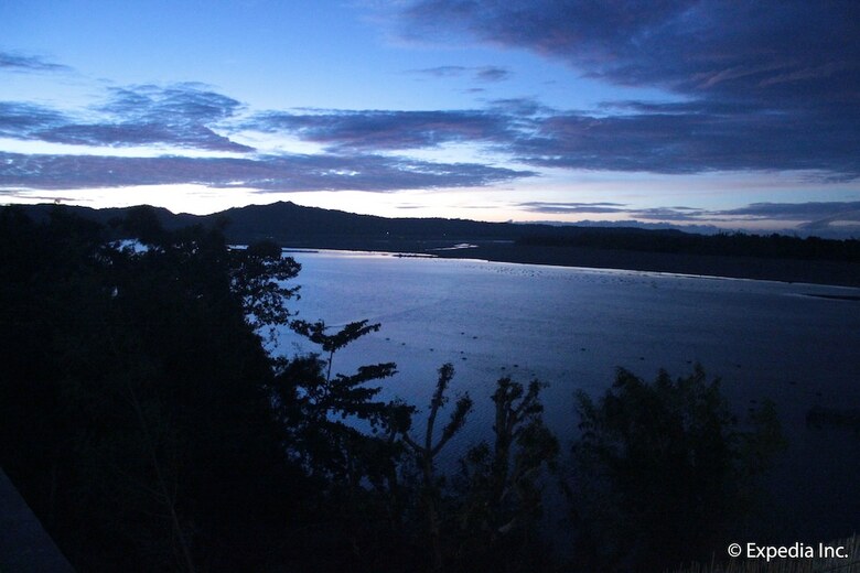 Rivermount Hotel And Resort