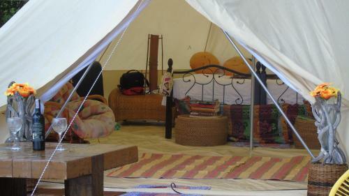 Glamping Siquijor By The Beach