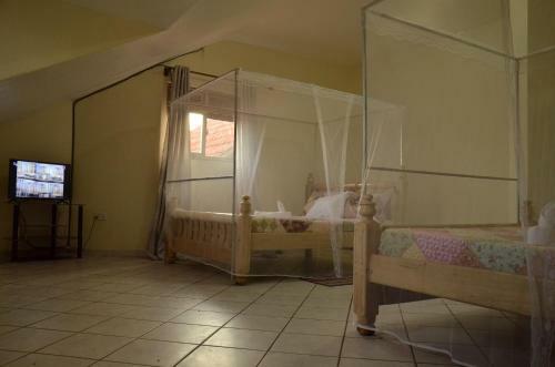 La Feve Beach Bed And Breakfast
