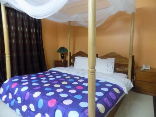 Kayegi Hotel