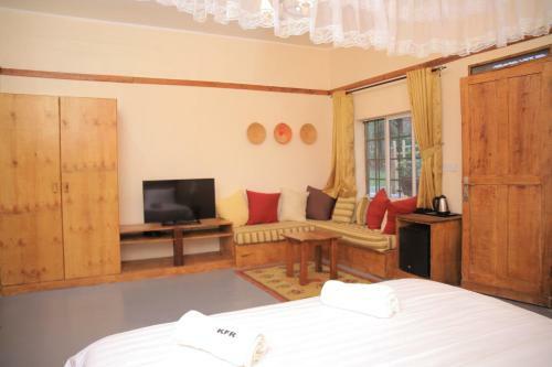 Hotel Kampala Forest Resort