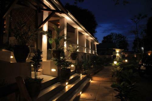 Hotel Kampala Forest Resort