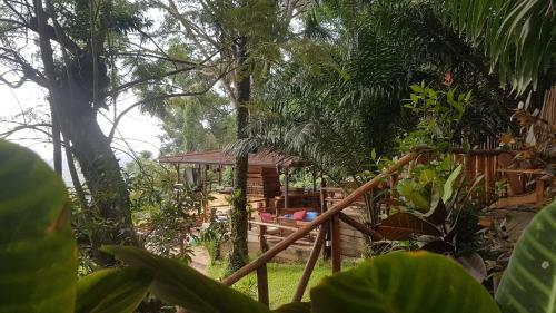 Hotel Kampala Forest Resort