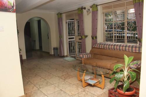 Scroll Inn Hotel