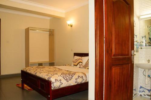Kenendia Hotel