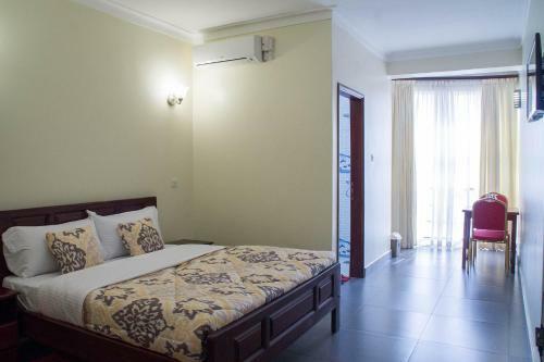 Kenendia Hotel
