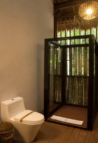 Lodge Tambopata Research Center