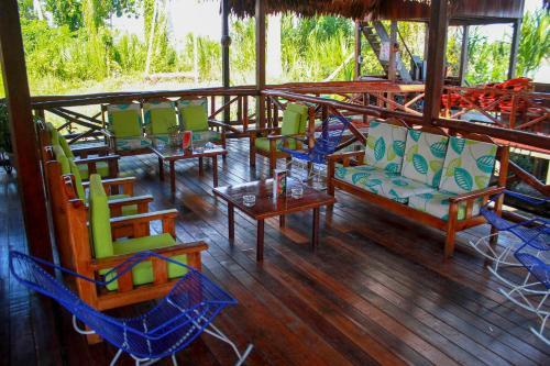 Hostal Heliconia Amazon River Lodge