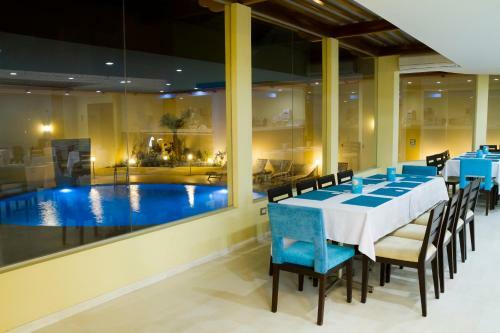 Maresta Hotel