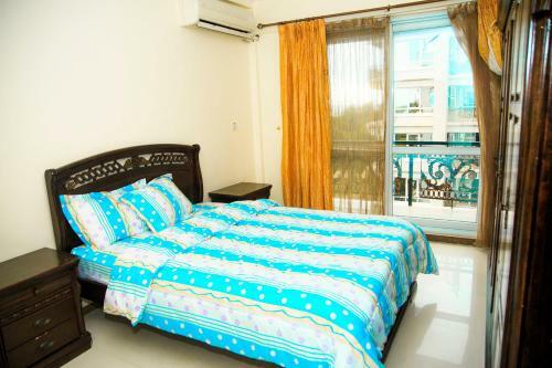 Luxury Apartment With Ocean View In Oyster Bay