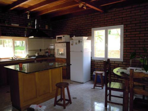 Hostal Caba�as Mocon�