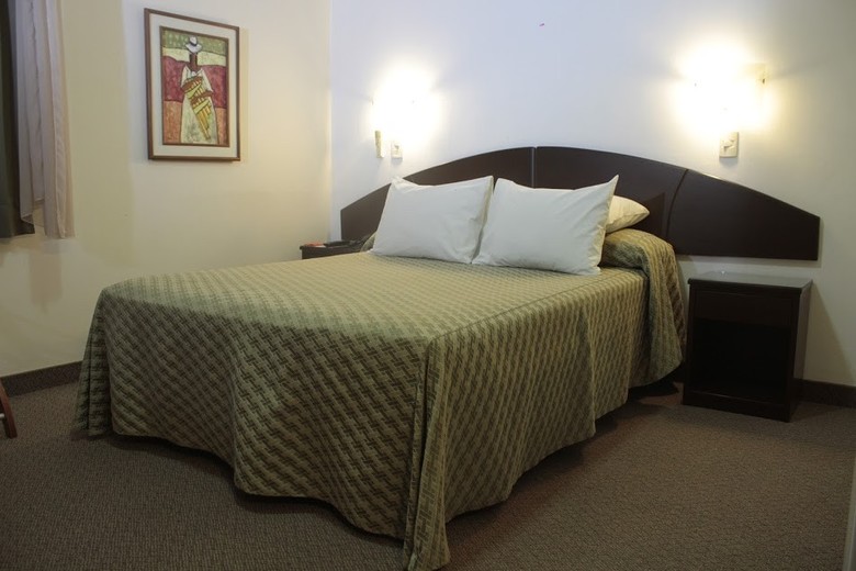 Hotel Intiotel