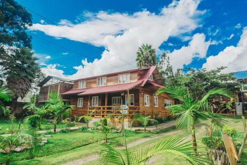 Hostal Posada Edelweiss