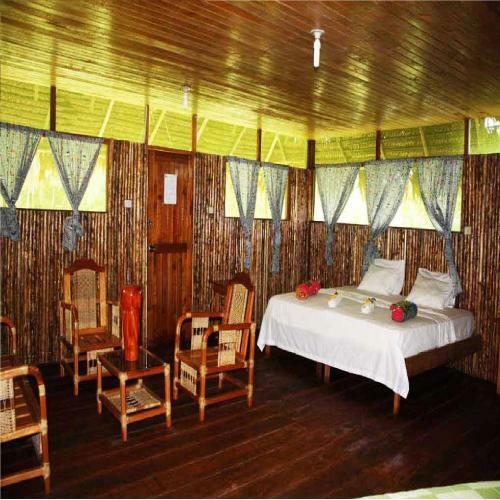 Hostal Amazon Camp Lodge