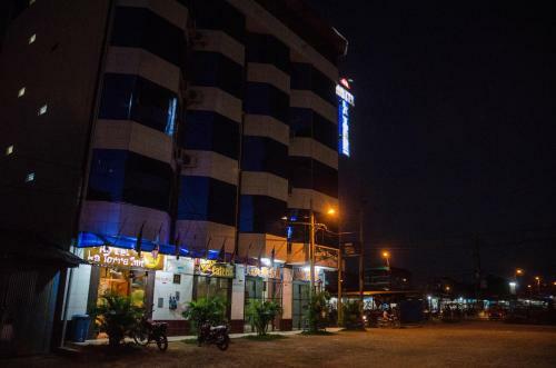 Hostal La Torre Inn