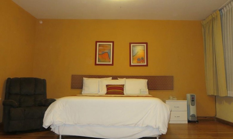 Albergue Hostal Serra Nova