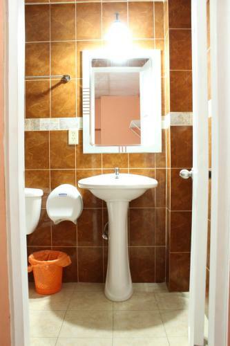 Hostal Residencial Cabo