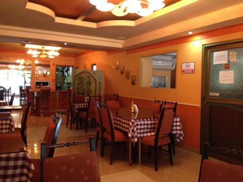 Aparthotel Plaza