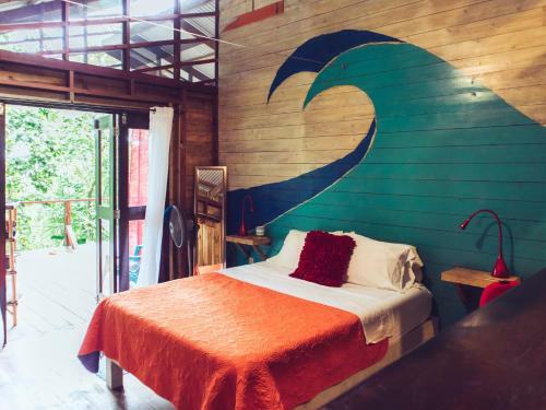 Surf Break At Paunch