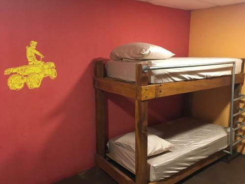 Hostal Pempos 4wheels