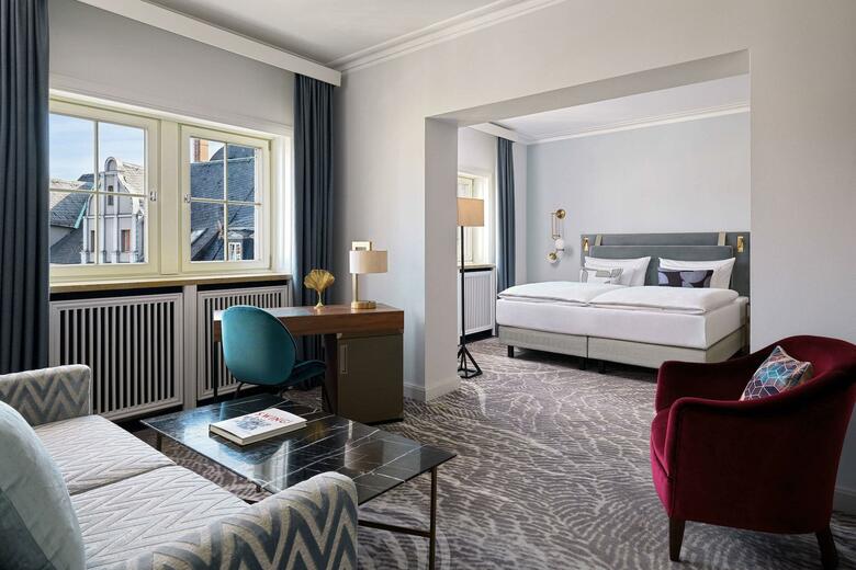 Hotel Elephant