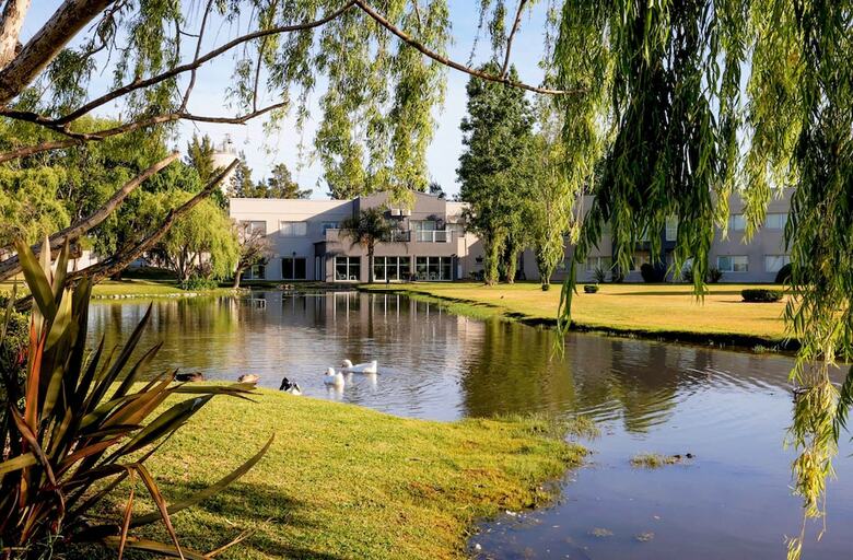 Hotel Wyndham Garden Campana