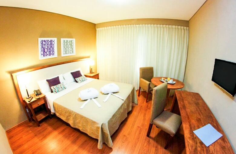 Hotel Wyndham Garden Campana