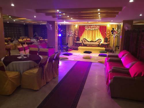 Hotel Pak Continental