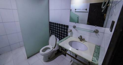 Midtown Hotel