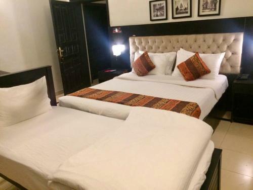Hostal Riviera