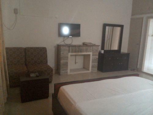 Hostal New Pyramid Guest House